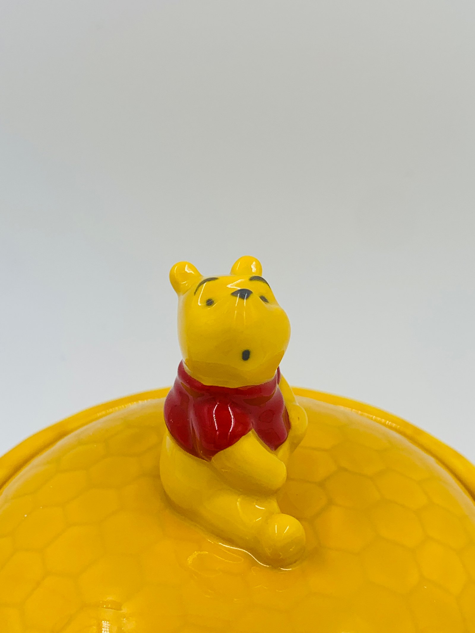 Disney Winnie the Pooh Teapot Hinnie Cake - Image 4
