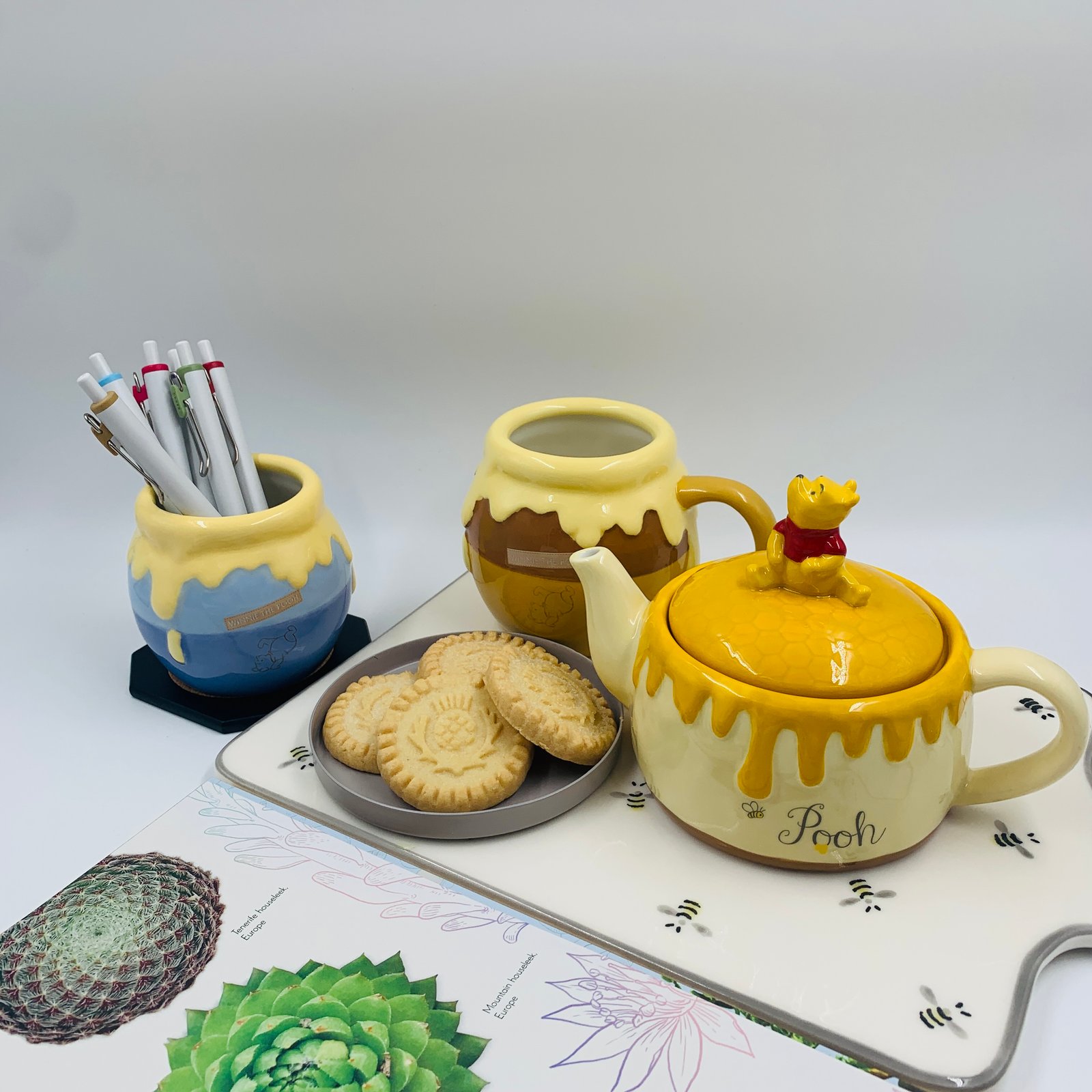 Disney Winnie the Pooh Teapot Hinnie Cake - Image 7