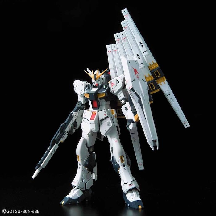 Alternative view of RG 1/144 #32 Nu GUNDAM