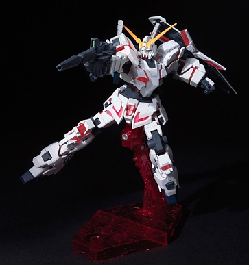 Alternative view of HGUC 1/144 #100 RX-0 Unicorn Gundam
  (Destroy Mode)
