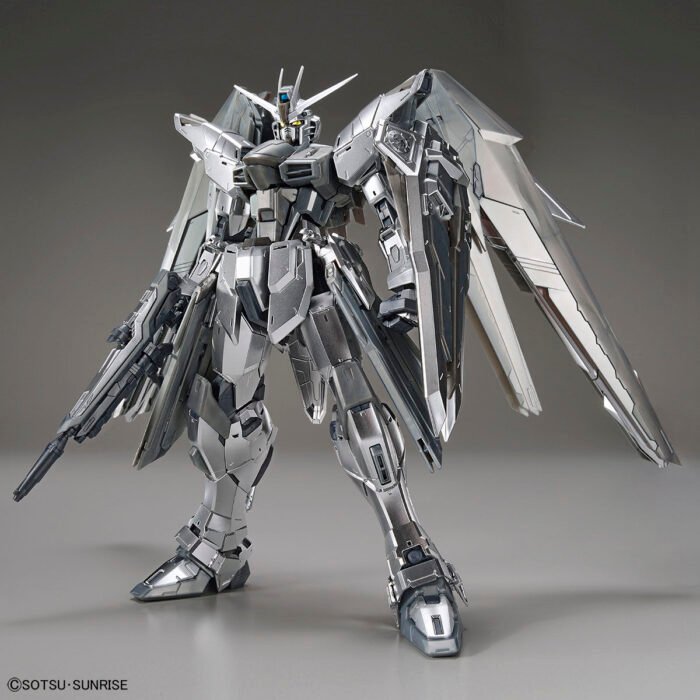 Alternative view of MG 1/100 Gundam Base Limited Freedom Gundam Ver.2.0 Silver Coating