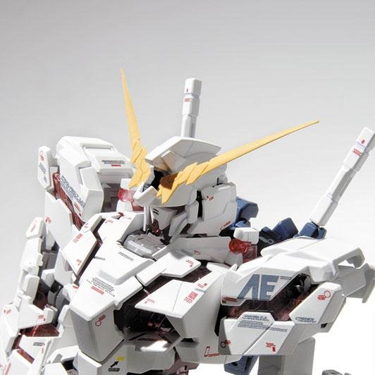Alternative view of MG 1/100 Unicorn Gundam