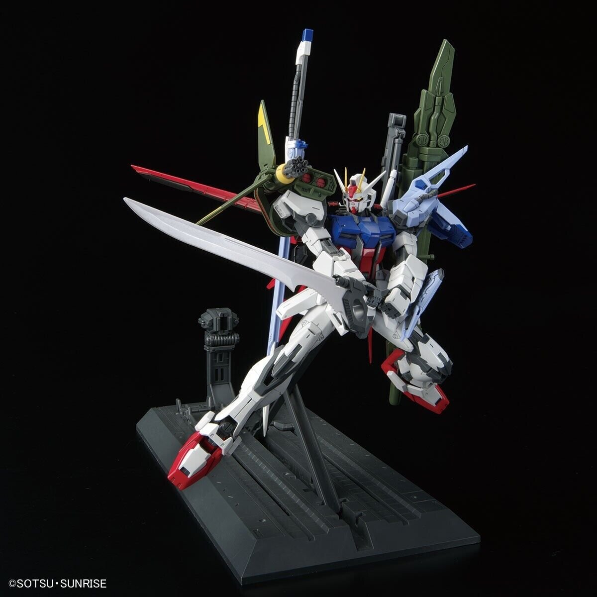 MG 1/100 THE GUNDAM BASE LIMITED PERFECT STRIKE GUNDAM GRAND SLAM EQUIPPED TYPE - Image 4
