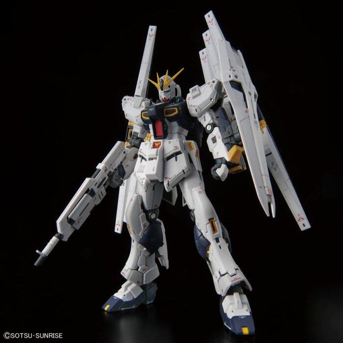 Alternative view of RG 1/144 Nu Gundam (Double Fin Funnel Equipment Type)