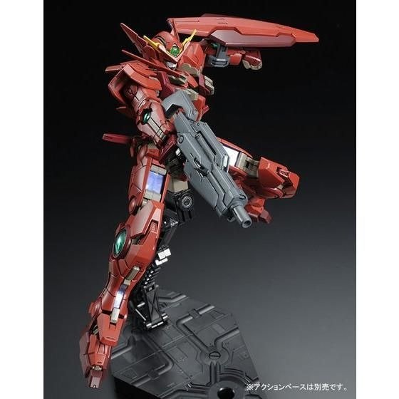 Alternative view of RG 1/144 Gundam Astraea Type-F