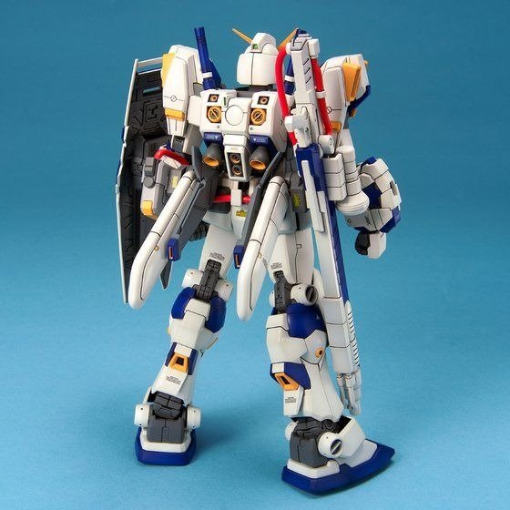 MG RX-78-4 Gundam - Image 4
