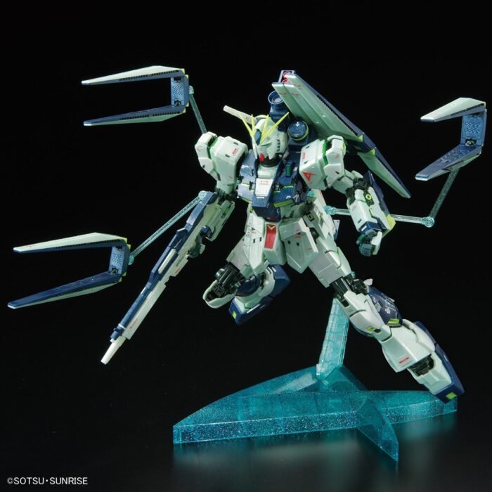 Alternative view of MG 1/100 Gundam Side-F RX-93 Nu Gundam Ver.Ka