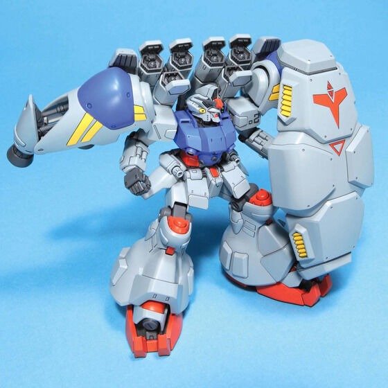 Alternative view of HGUC 1/144 #75 GP02A MLRS Custom